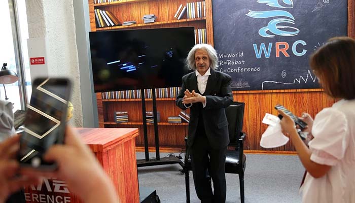 Chun's article in SCMP on gen AI and higher education