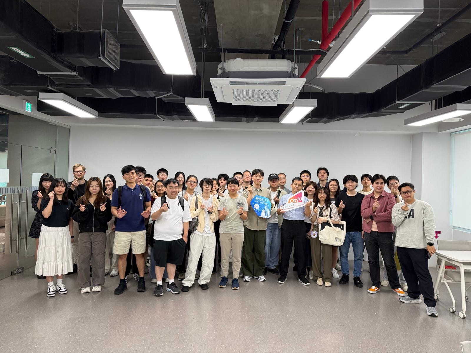 A final group photo of the CityU and KAIST students together