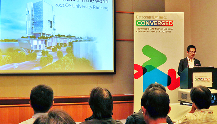 Dr. Andy Chun giving talk at Data Center conference